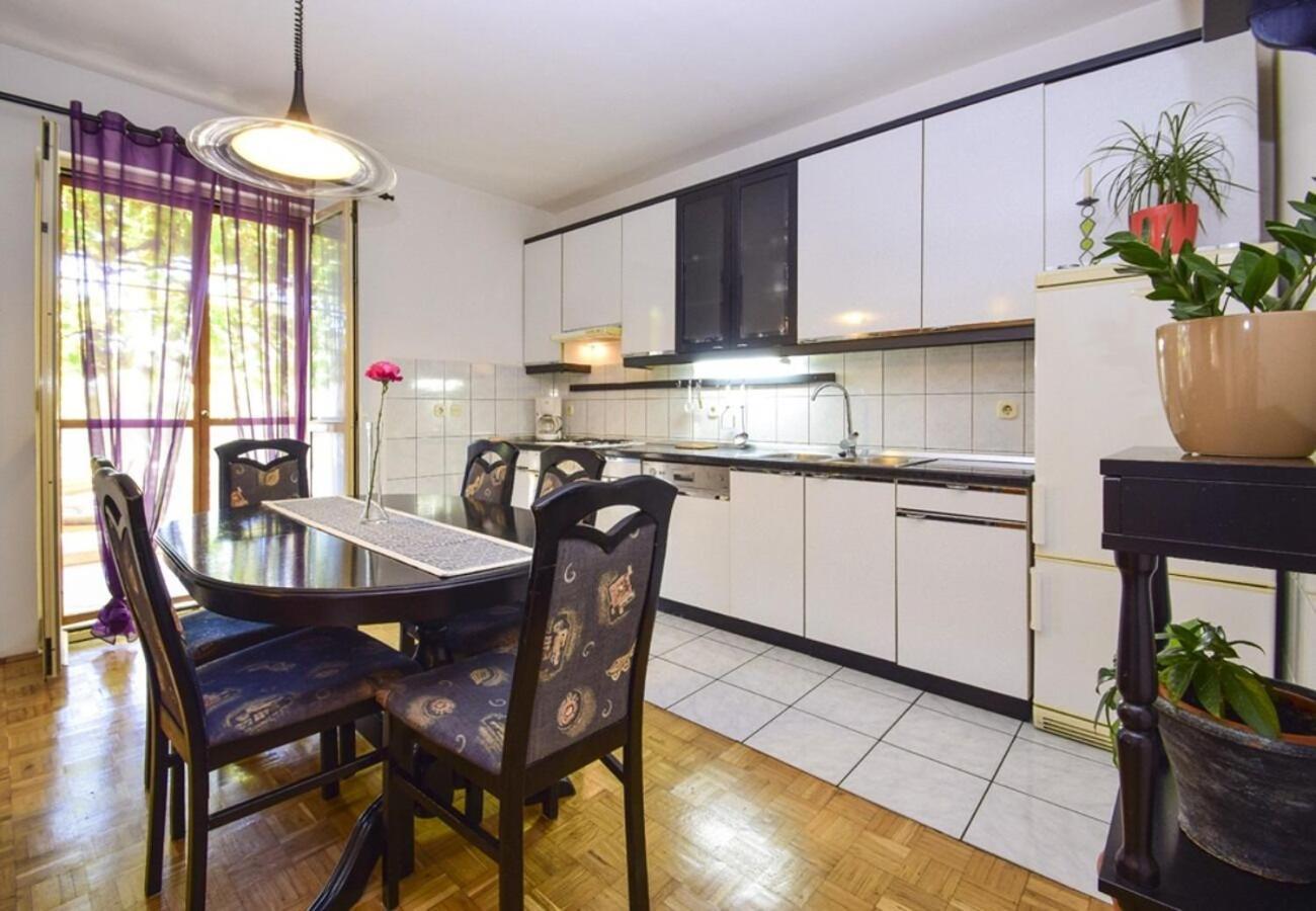 Apartments Snjeza Vodice Kültér fotó