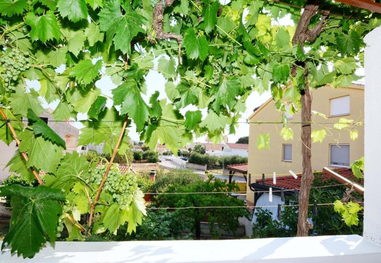 Apartments Snjeza Vodice Kültér fotó