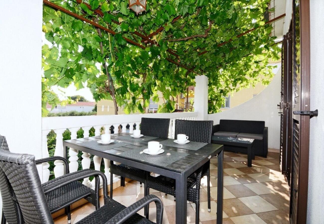 Apartments Snjeza Vodice Kültér fotó